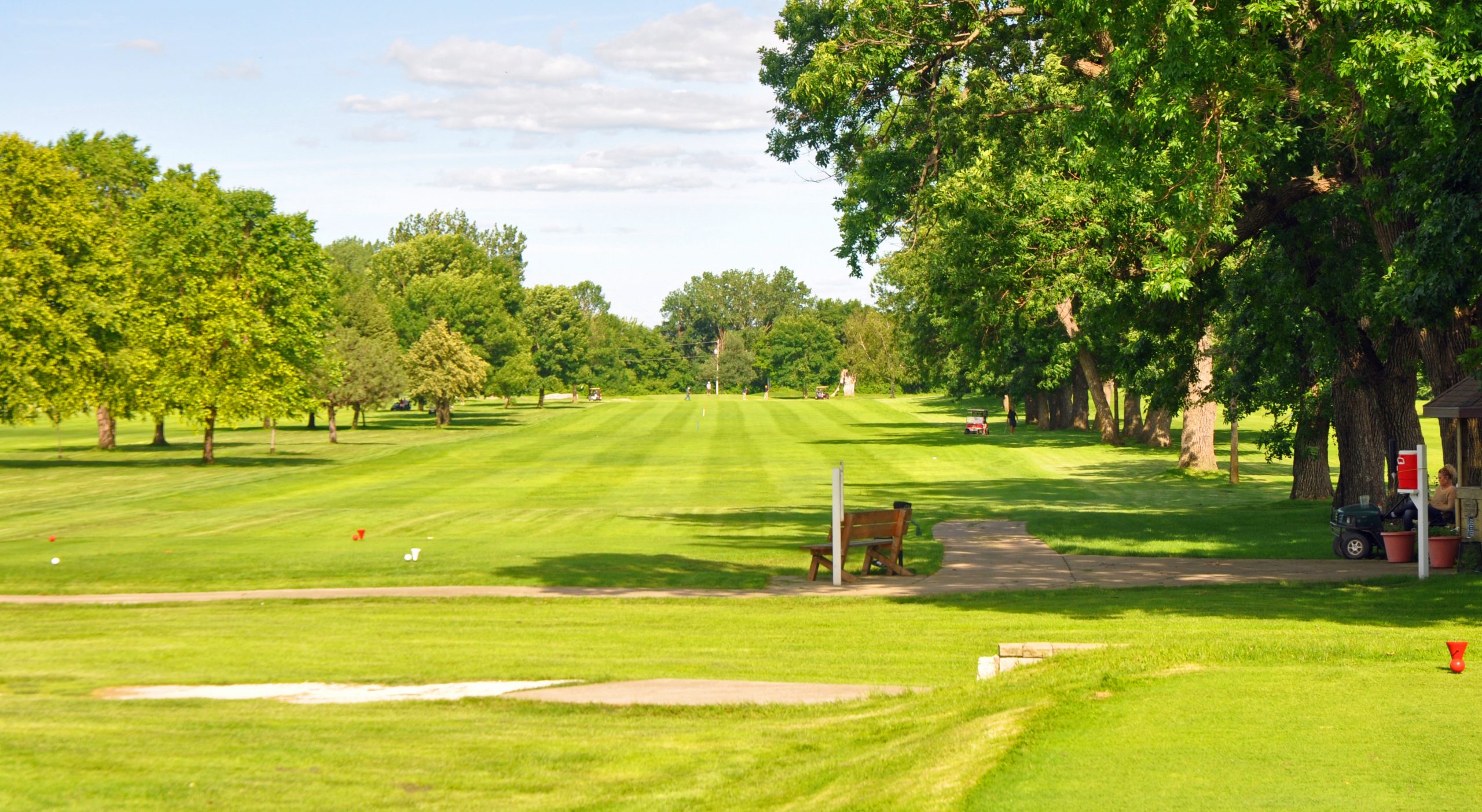 hole5teetogreenfiveislandgolfcourseemmetsburg The Shores at